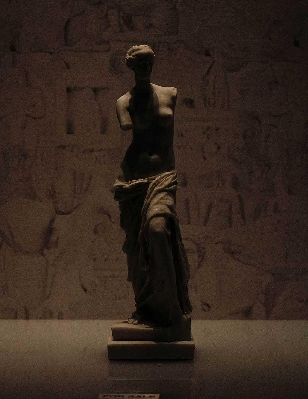 Venus de Milo sculpture