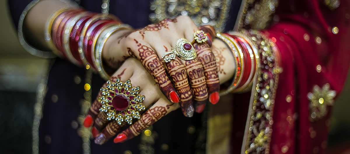 Cultural Diplomacy, Connecting Nations Through Culture, hands of a woman with jewelry